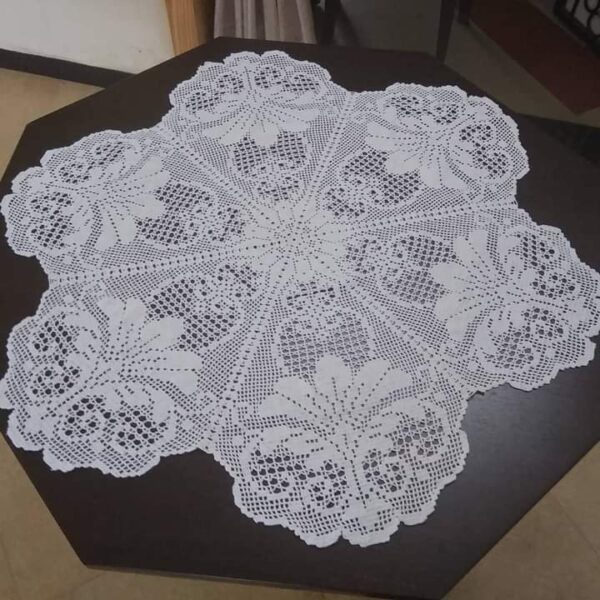 Crochet table cover - Scoop My Art