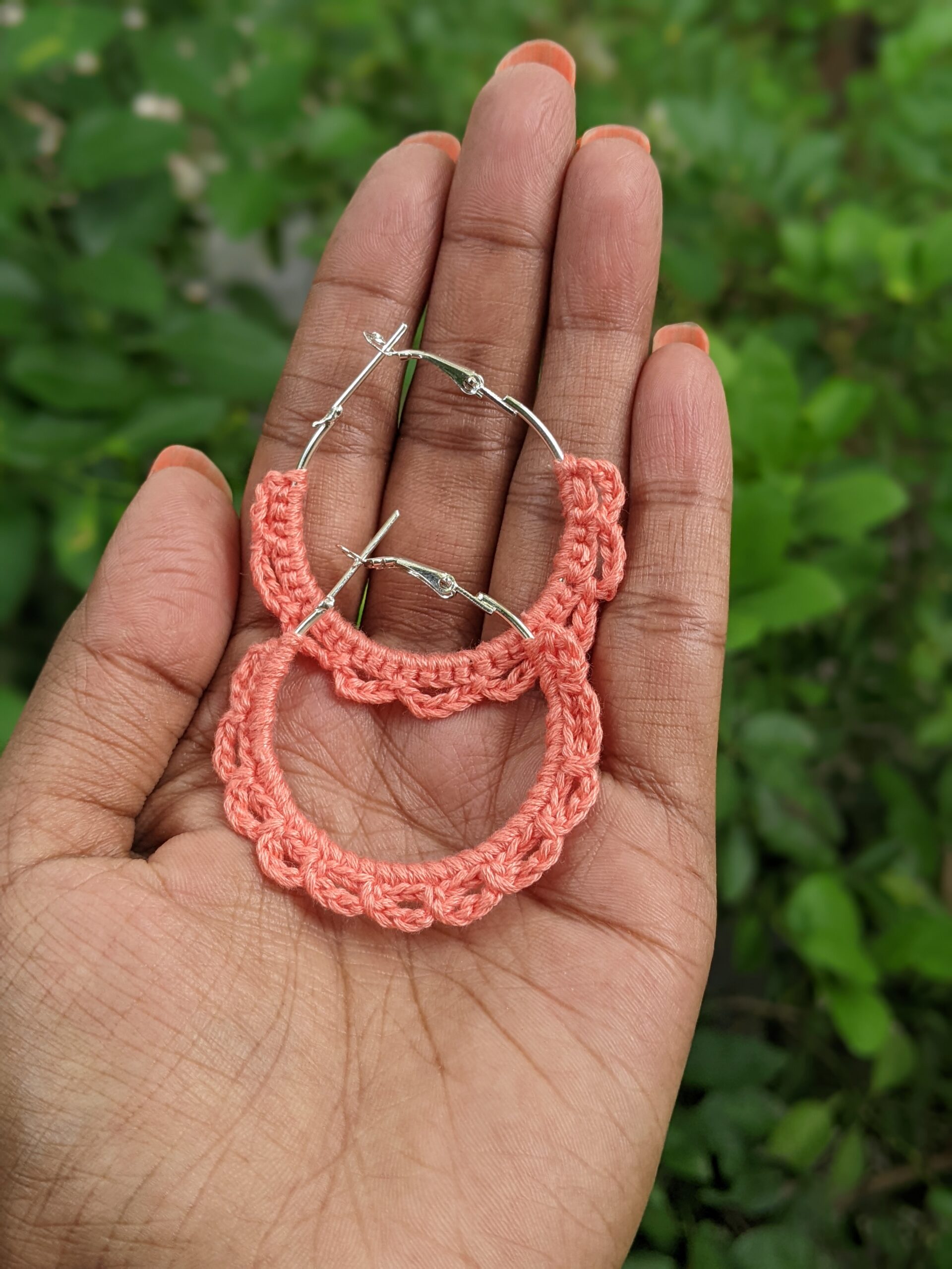 Tunisian Hoop Earrings Free Crochet Pattern | Lyns Crafts