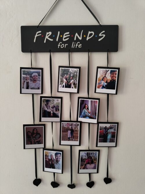 F.R.I.E.N.D.S series decor . This frame features the iconic logo of American sitcom series FRIENDS.