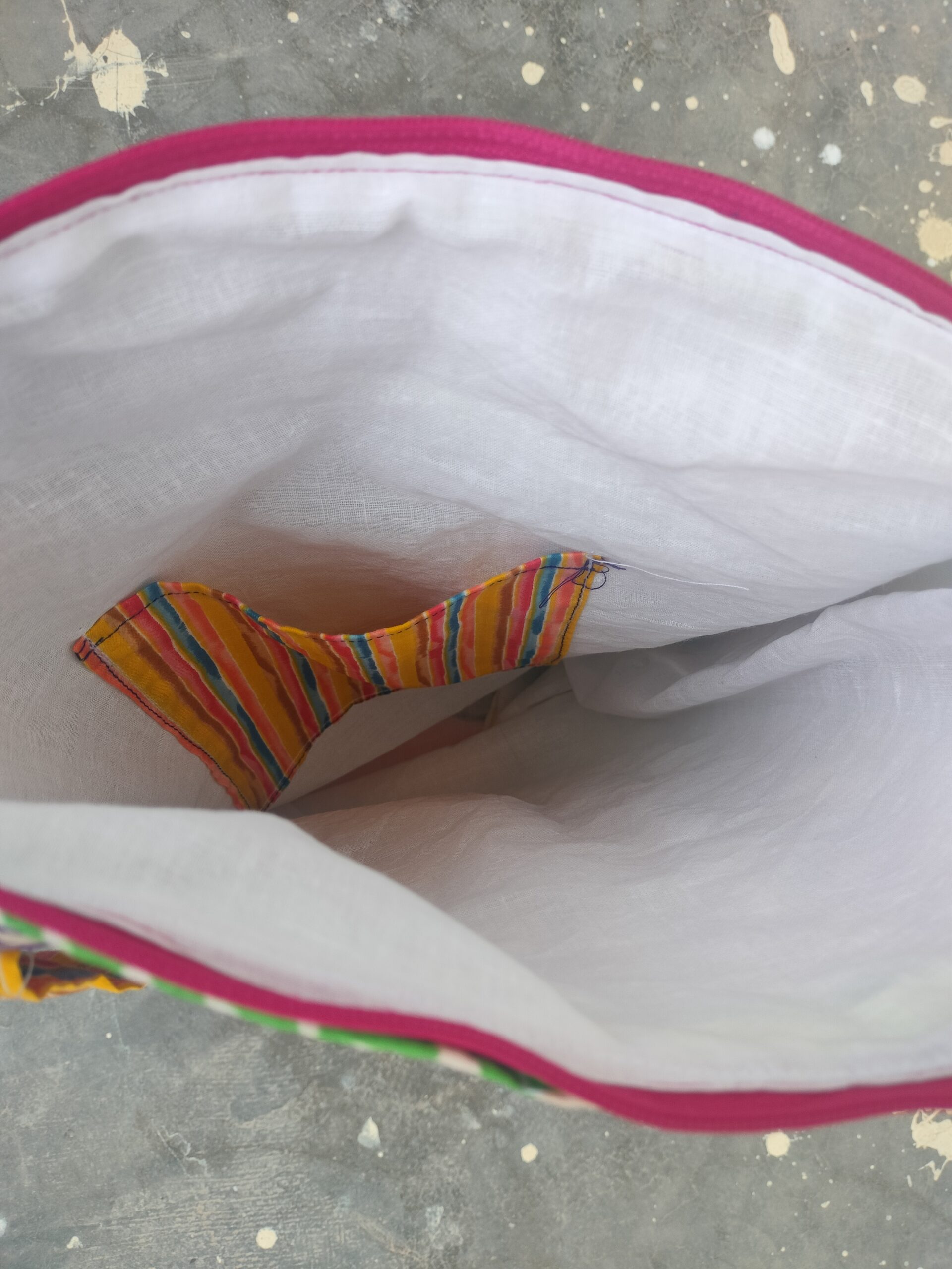 Handmade Patchwork tote Bag with zipper - Image 6