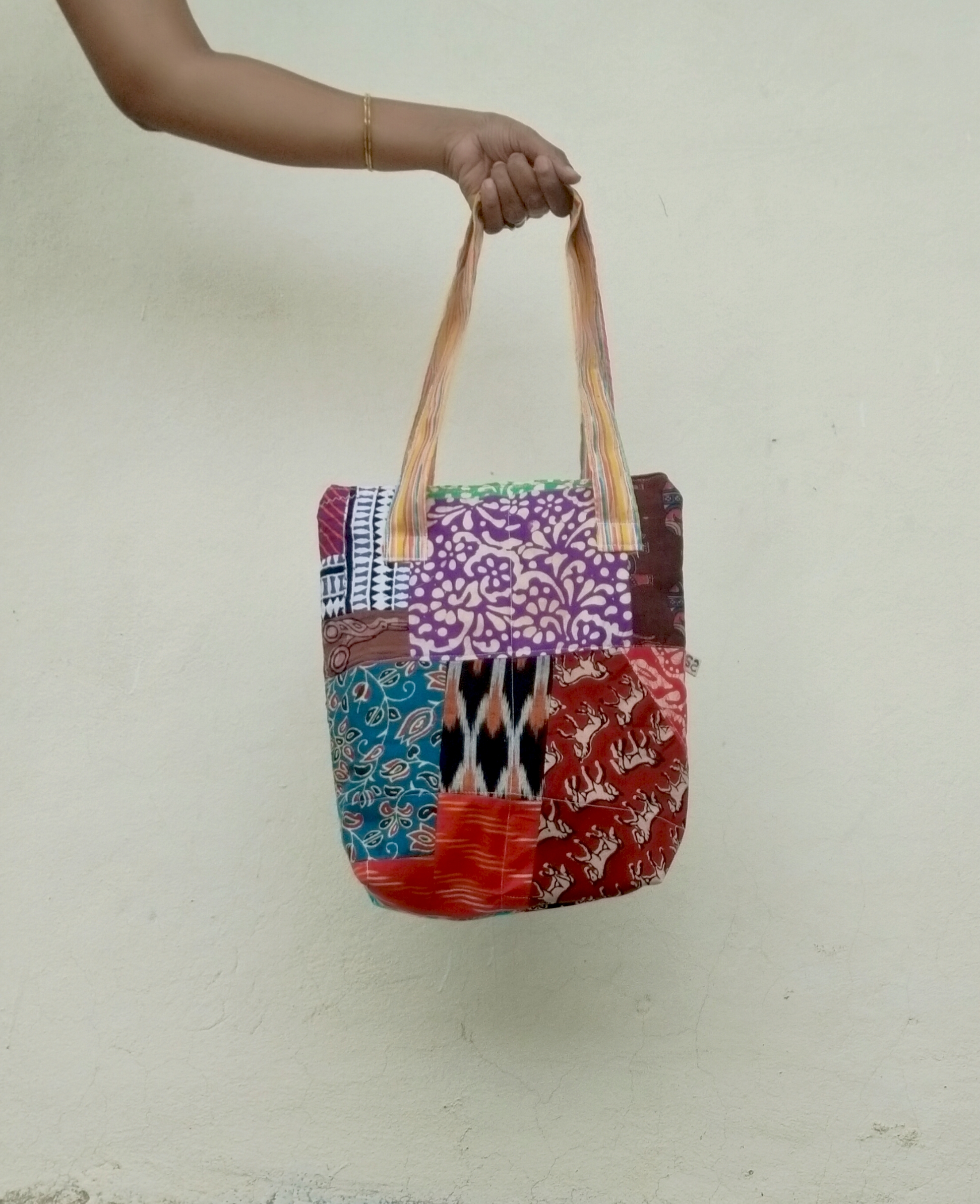 Handmade Patchwork tote Bag with zipper - Image 2