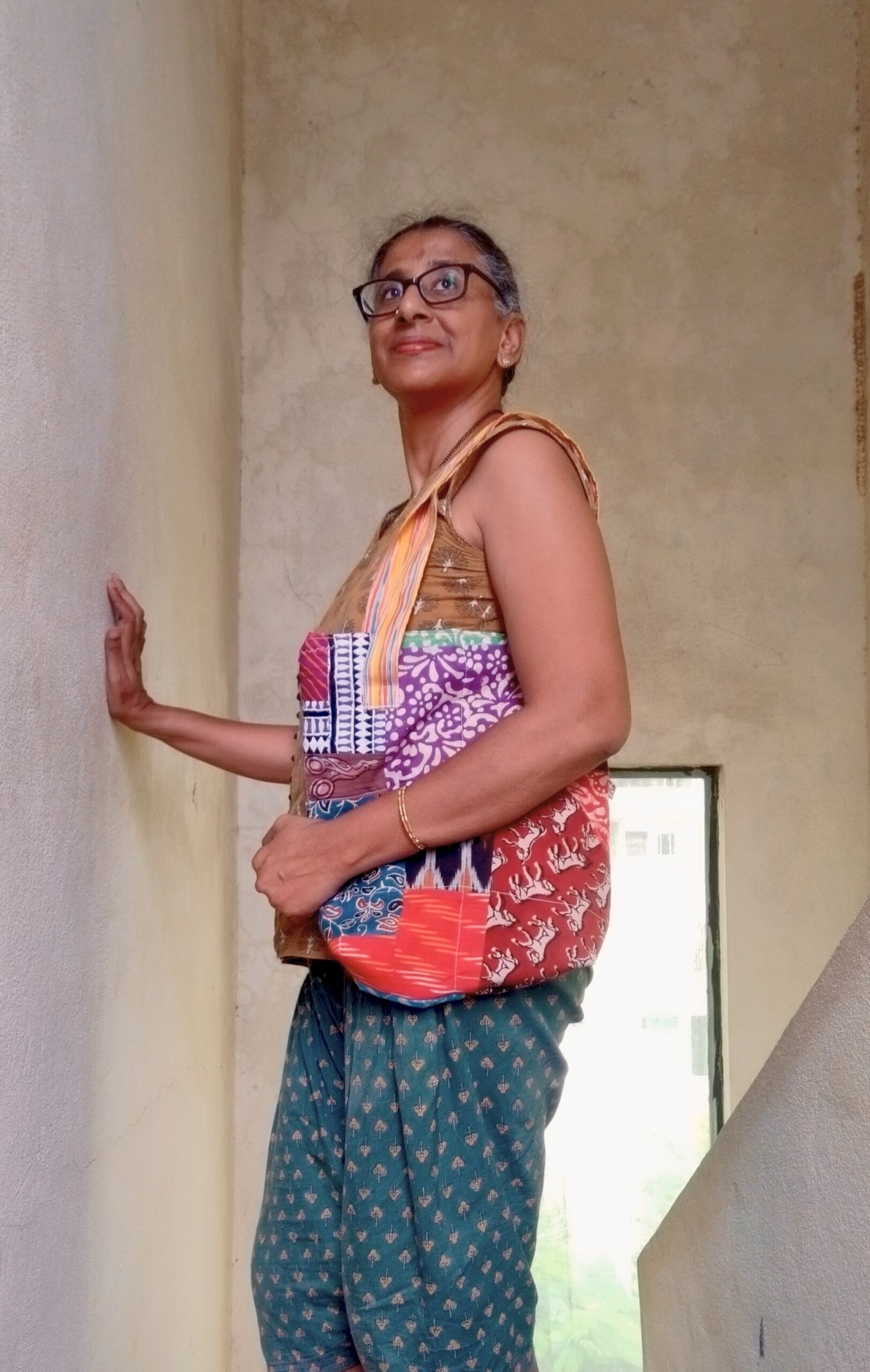 Handmade Patchwork tote Bag with zipper