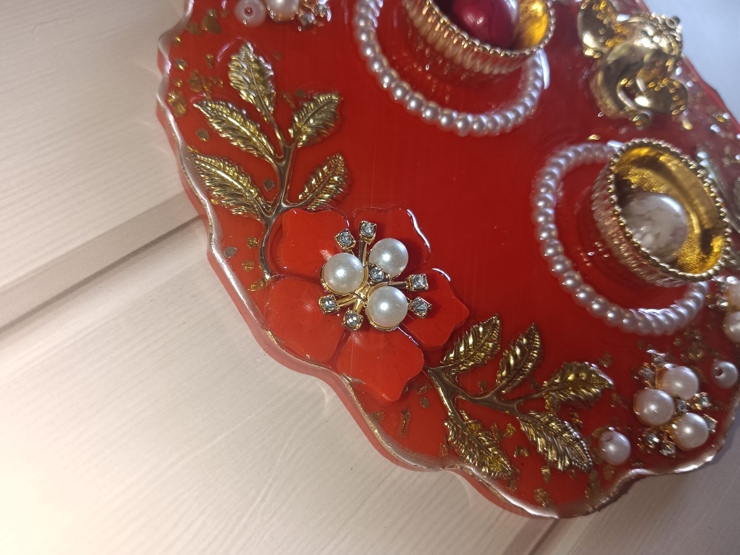 Festive Pooja Decorative Platter, Pooja thali, resin Pooja thali 6 inches, decorative pooja platter, Resin Pooja Thali, Handmade Resin Pooja Thali, Decorative Resin Thali, Resin Art Pooja Thali, Festival Puja Resin Thali, Unique Resin Pooja Thali, Rakhi Pooja Thali, Rakhi with Puja thali, Rakhi Thali online - Image 3