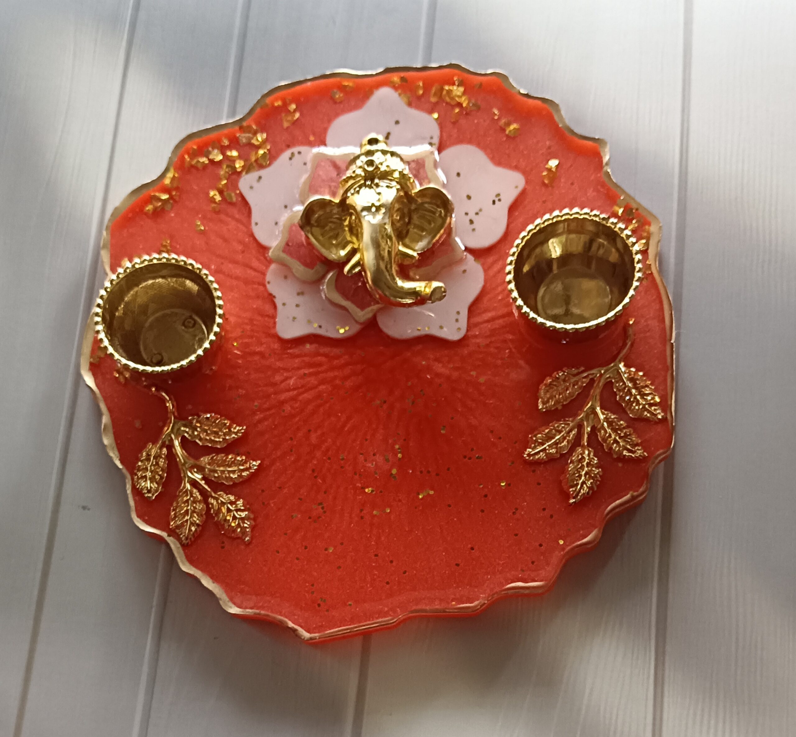 Festive Pooja Decorative Platter, Pooja thali, resin Pooja thali 6 inches, decorative pooja platter, Resin Pooja Thali, Handmade Resin Pooja Thali, Decorative Resin Thali, Resin Art Pooja Thali, Festival Puja Resin Thali, Unique Resin Pooja Thali, Rakhi Pooja Thali, Rakhi with Puja thali, Rakhi Thali online - Image 2
