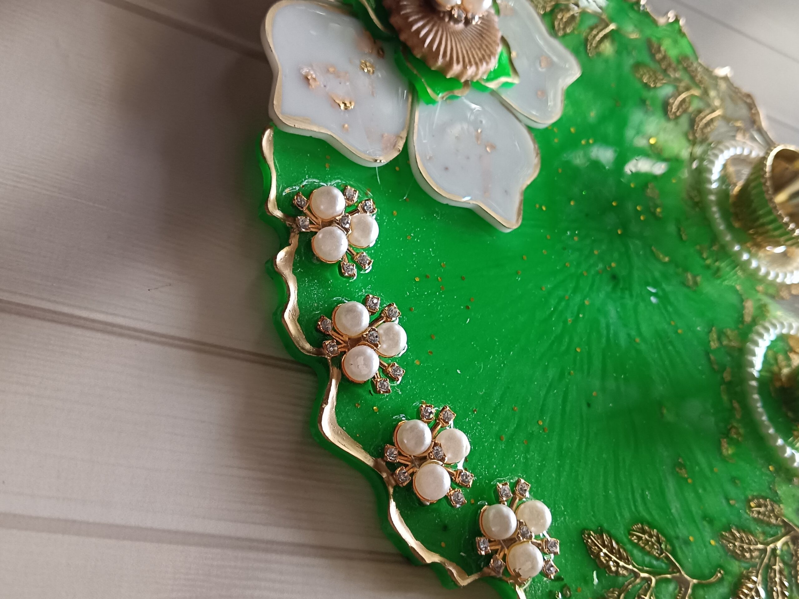 Festive Pooja Decorative Platter, 8 inches Pooja thali, resin Pooja thali, decorative pooja platter, Resin Pooja Thali, Handmade Resin Pooja Thali, Decorative Resin Thali, Resin Art Pooja Thali, Festival Puja Resin Thali, Unique Resin Pooja Thali, Rakhi Pooja Thali, Rakhi with Puja thali, Rakhi Thali online - Image 4