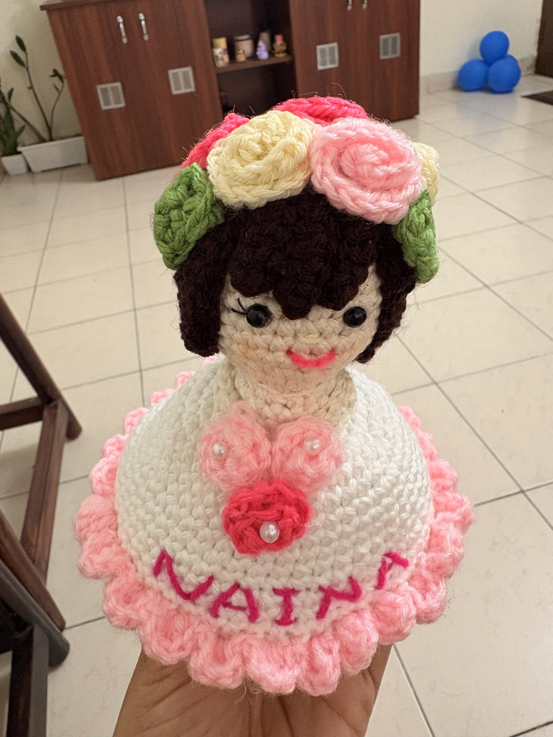 Crochet reversible doll bouquet/ unique gift ideas/ Everlasting bouquet with doll - Image 4