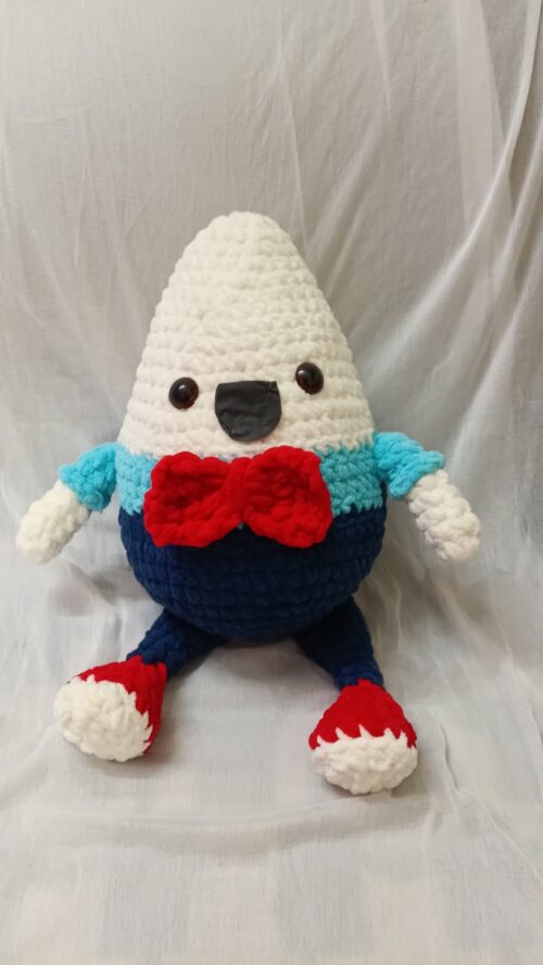Crochet big Humpty Dumpty plushie soft toy / Handmade crochet big stuffed soft toy
