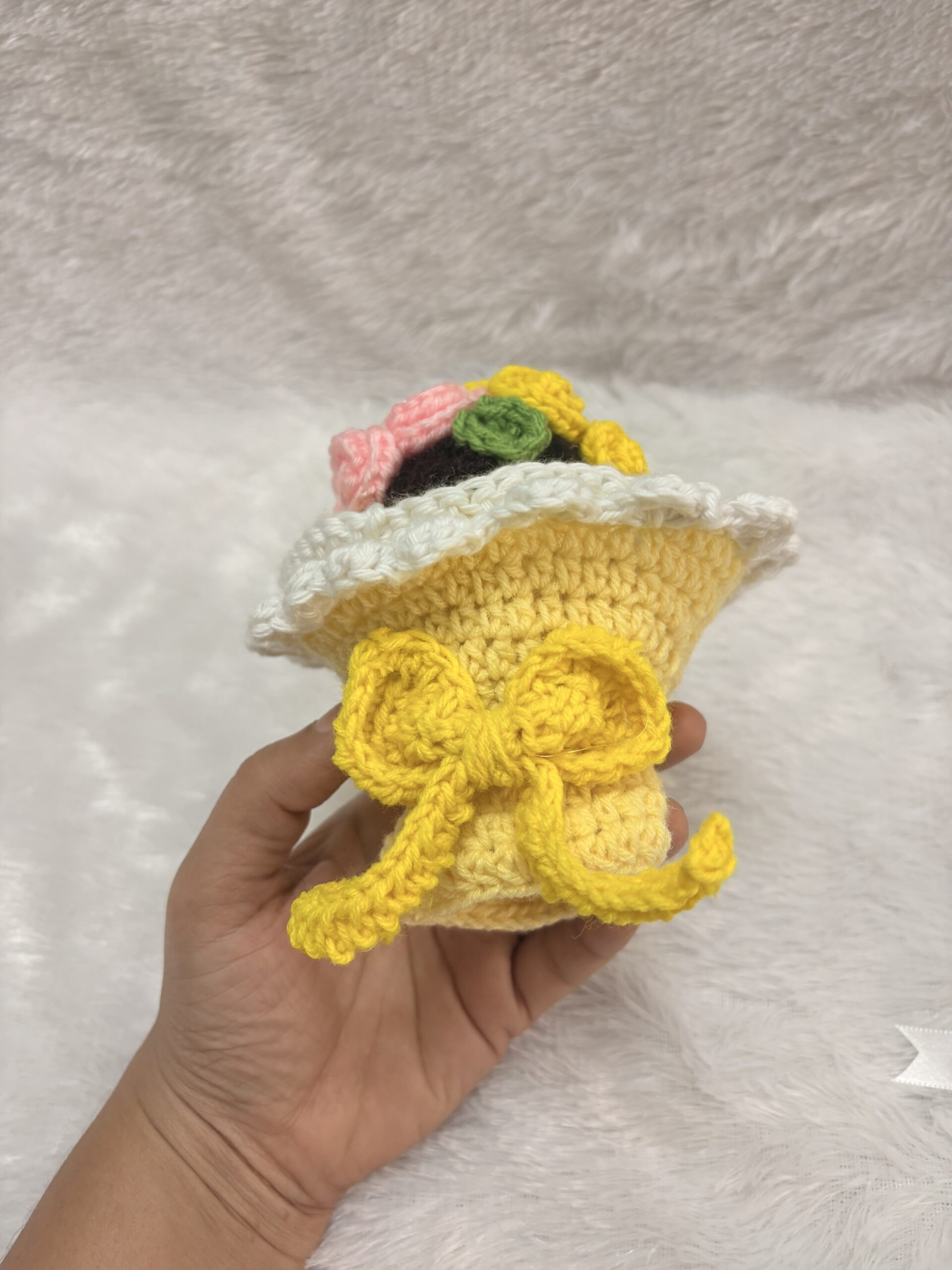 Crochet reversible doll bouquet/ unique gift ideas/ Everlasting bouquet with doll - Image 10