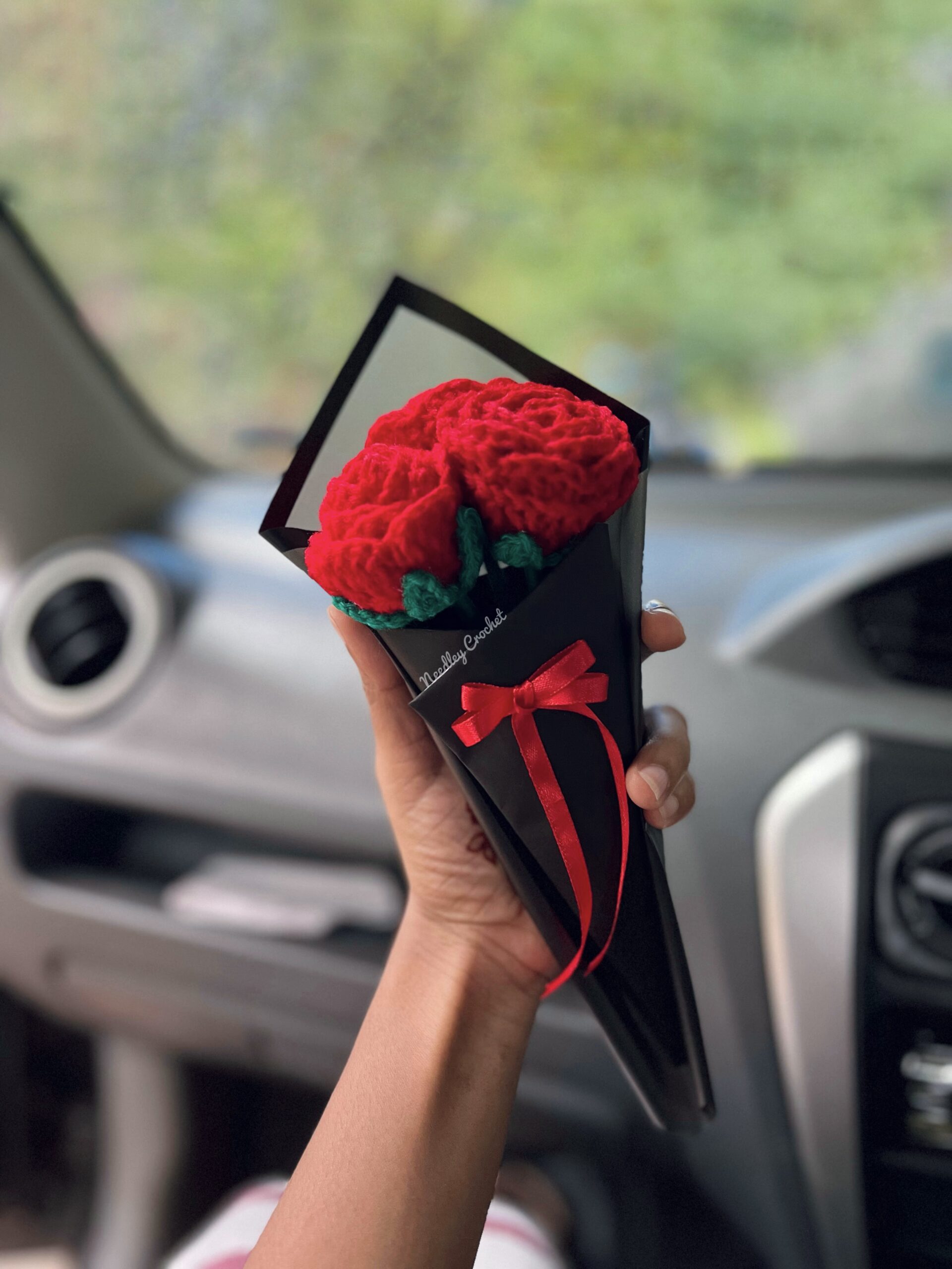 Crochet rose bouquet | Handmade Crochet Rose Flower Bouquet | Handcrafted Crochet Roses - Image 6