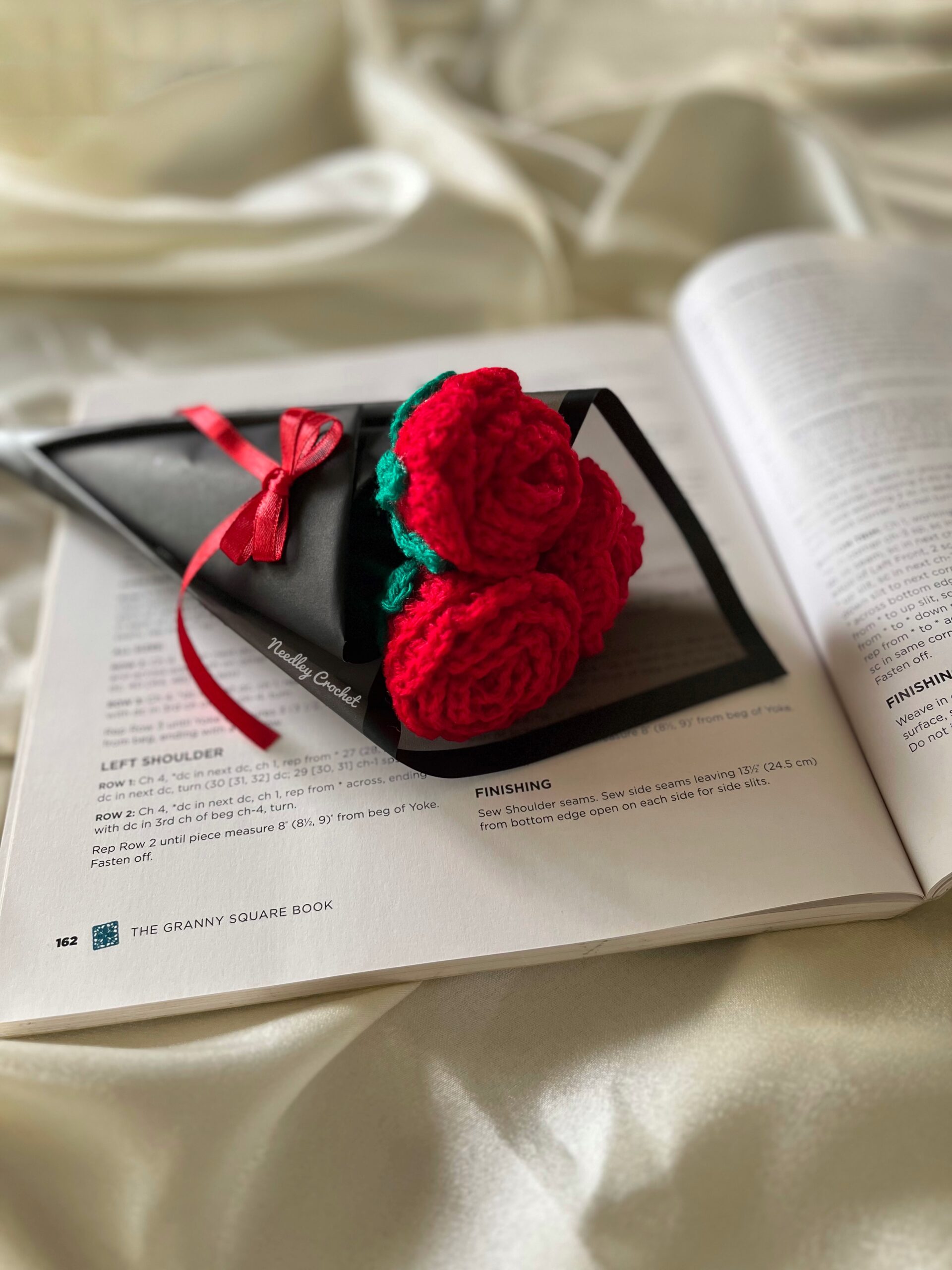 Crochet rose bouquet | Handmade Crochet Rose Flower Bouquet | Handcrafted Crochet Roses