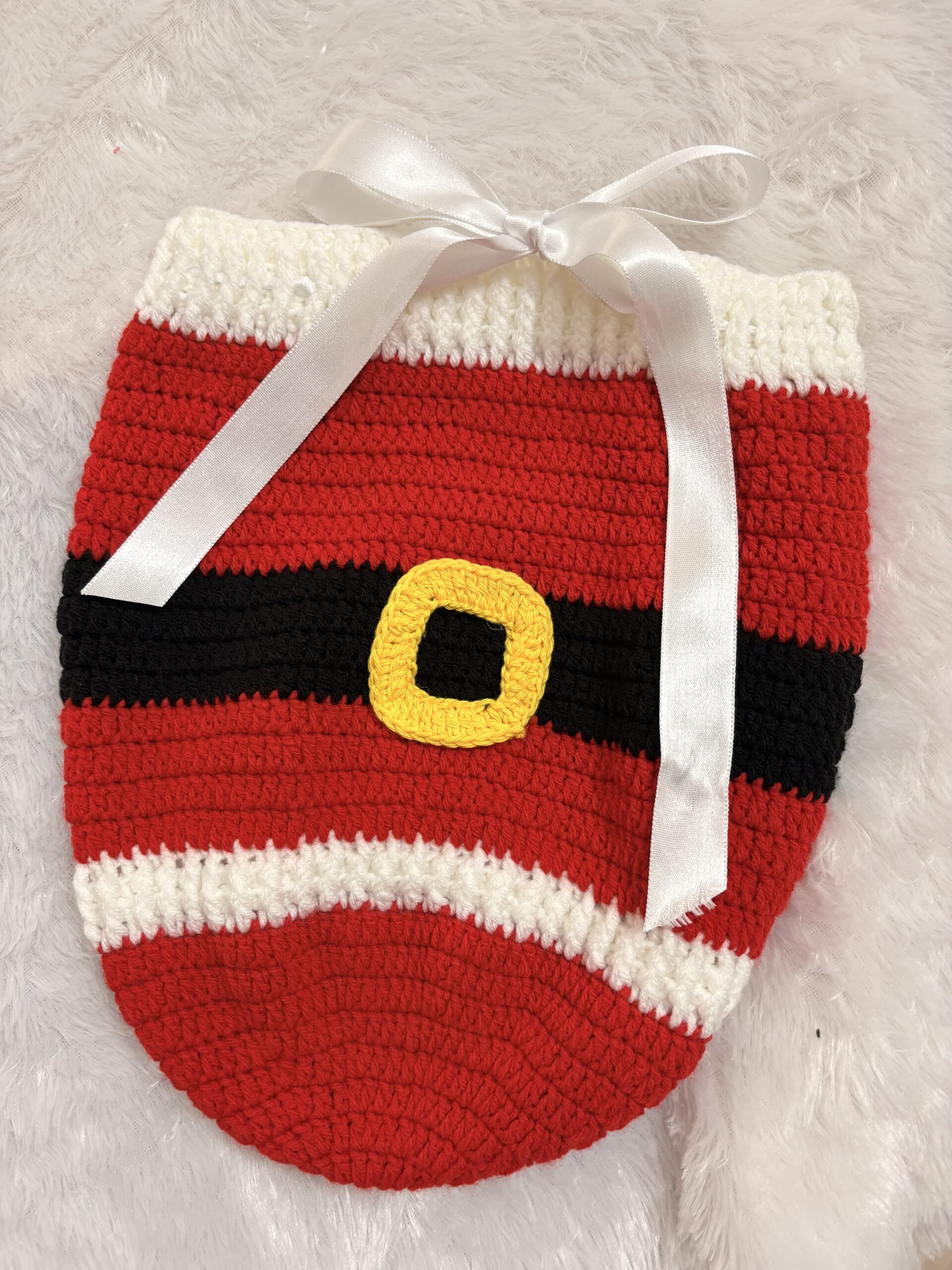 Crochet baby Christmas cocoon and beanie set | Christmas Baby Santa Dress | Santa Outfit - Image 4