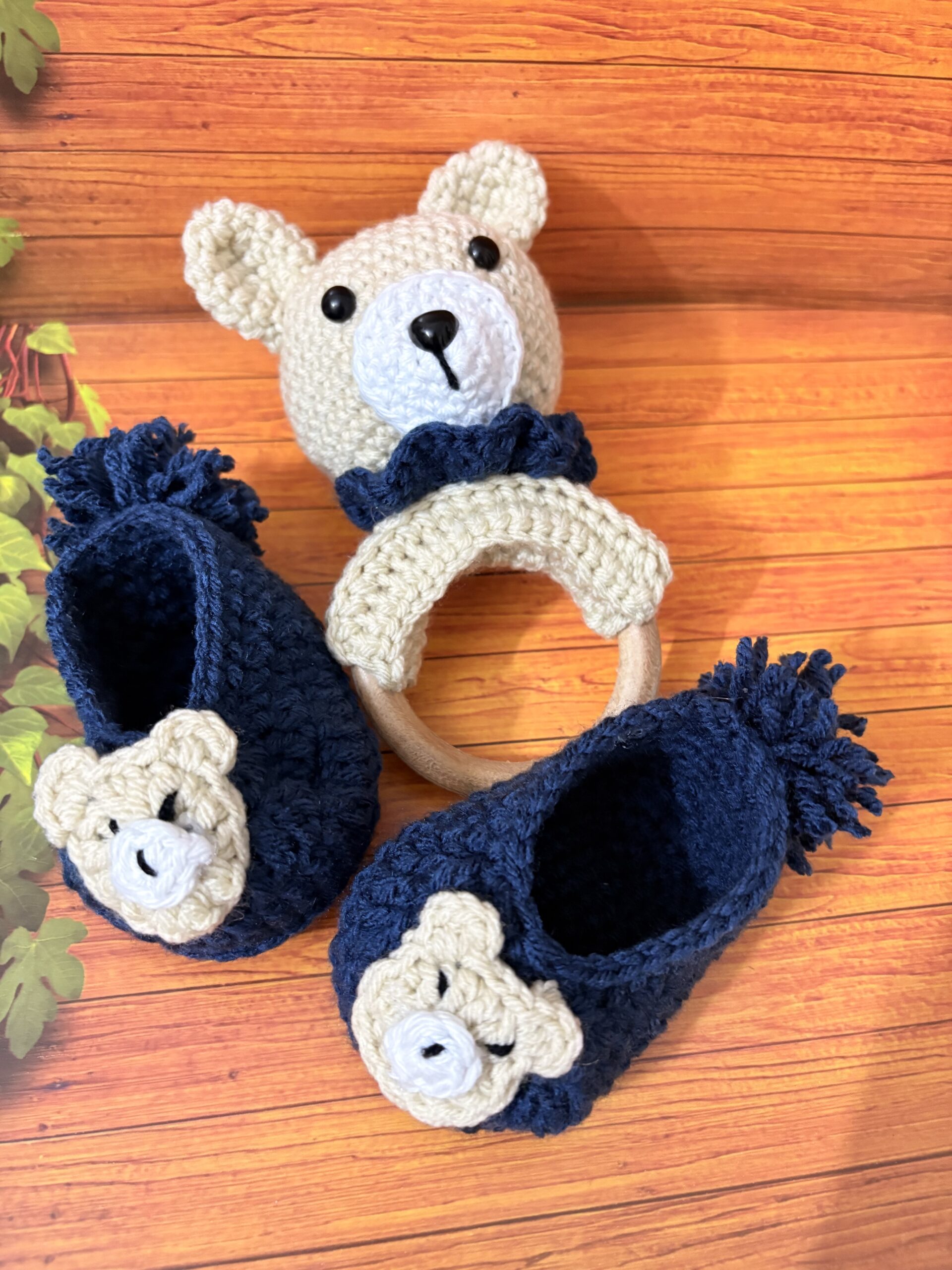 Crochet baby shoes and rattle set - Image 2