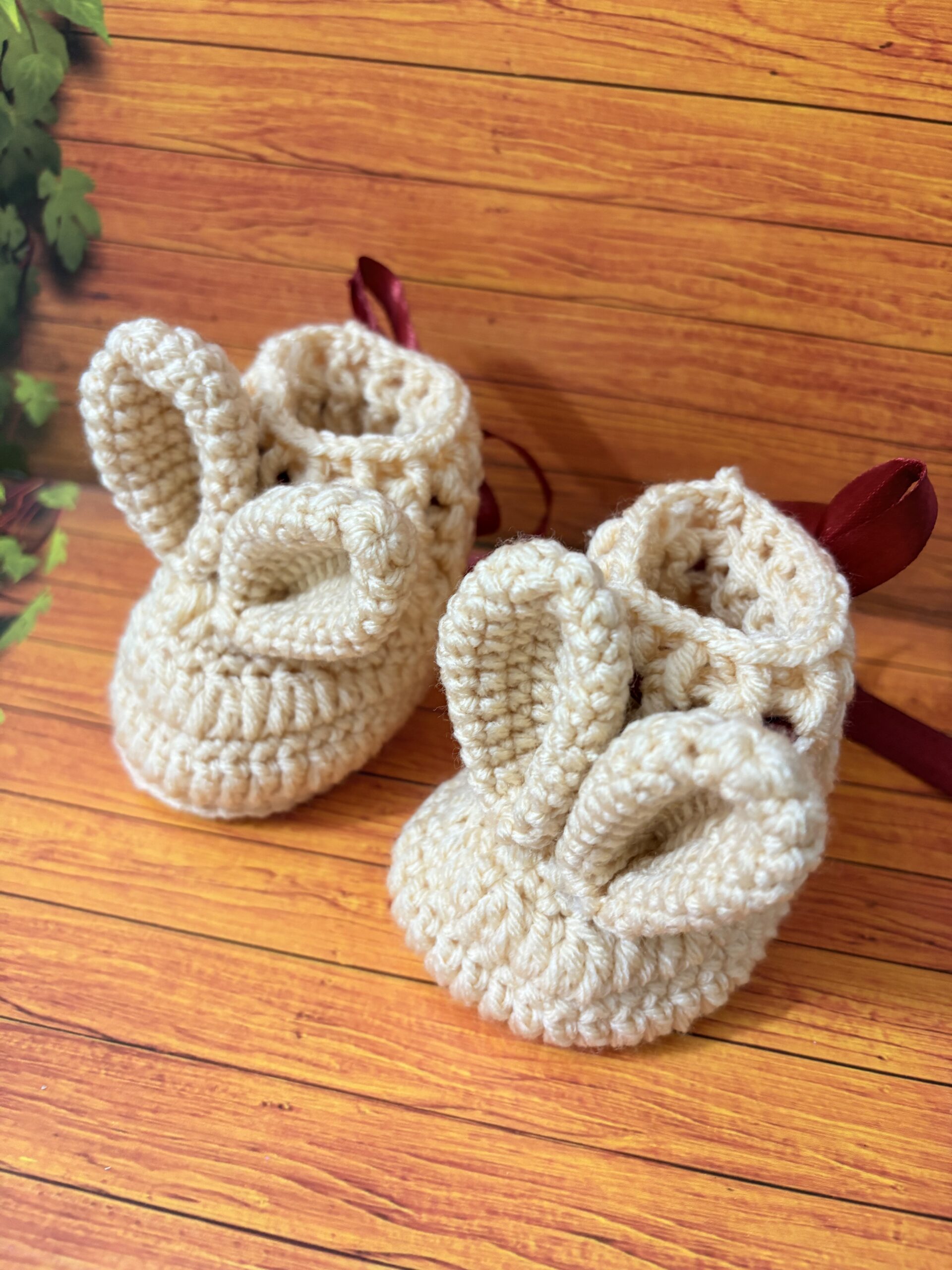 Crochet baby shoes and rattle set - Image 2