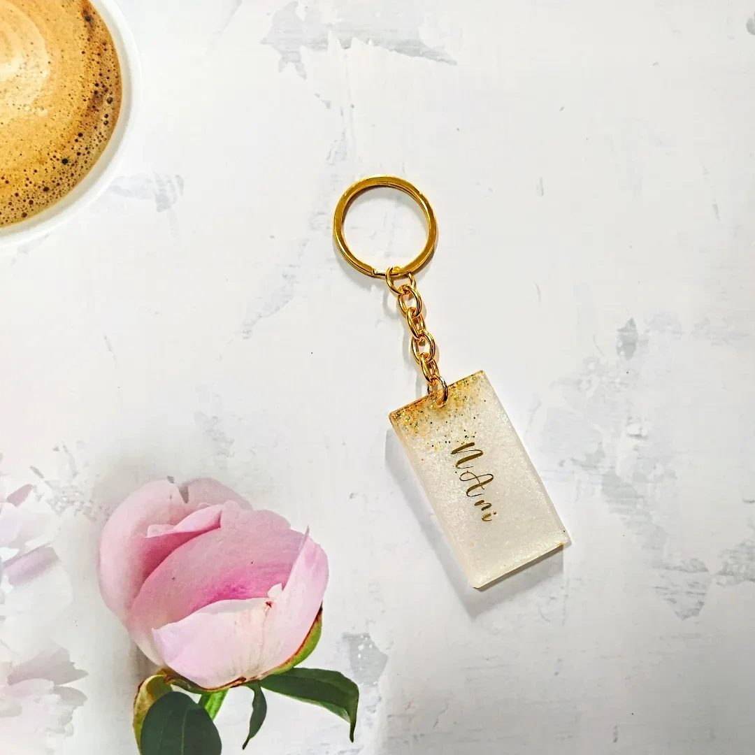 Personalized Name Keychain | Custom Keychain | Customized gifts for him / her