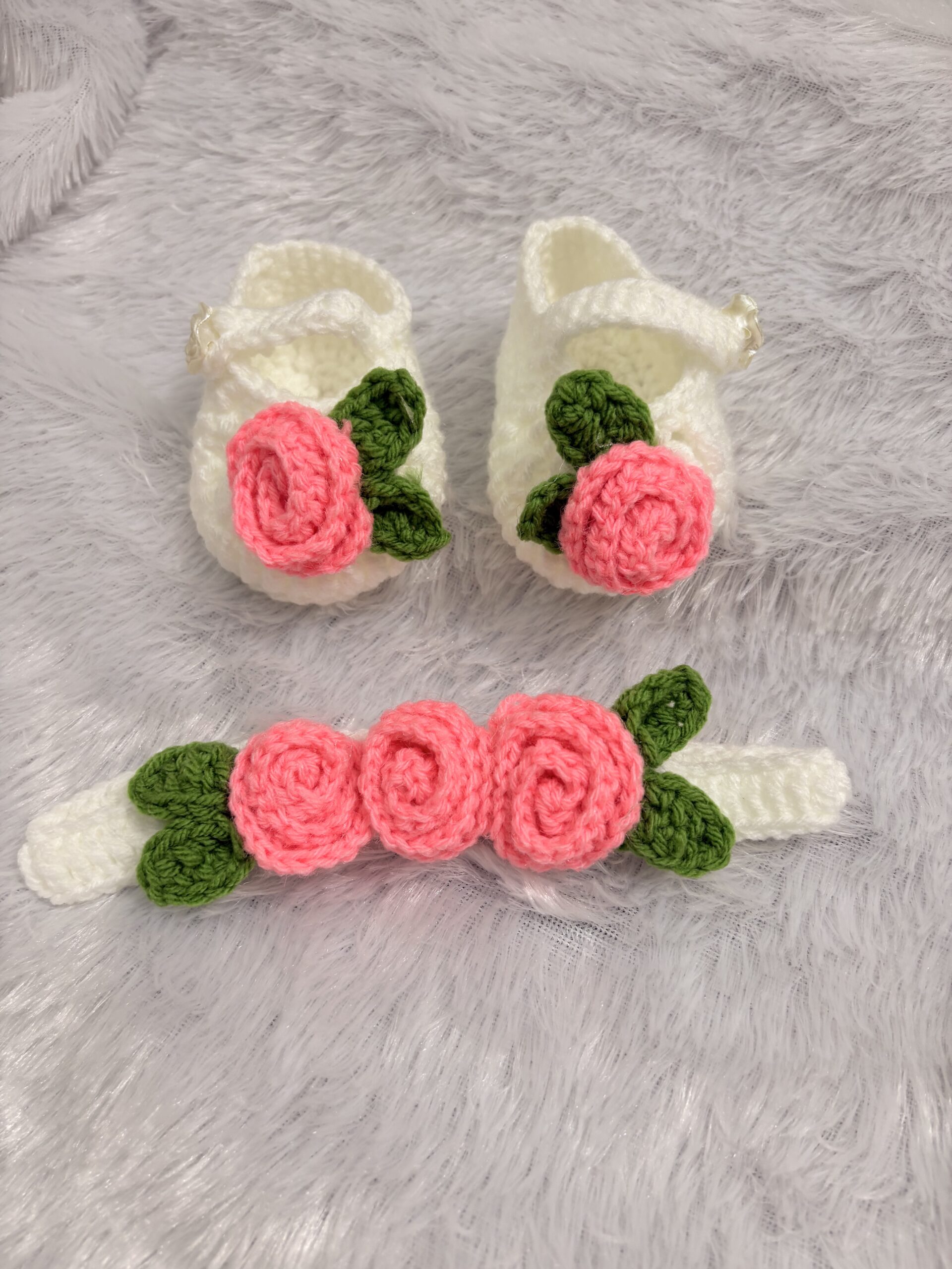 Crochet baby girl frock, beanie, shoes and headband set / handmade gift hamper for baby/ baby girl dress set for baptism - Image 4