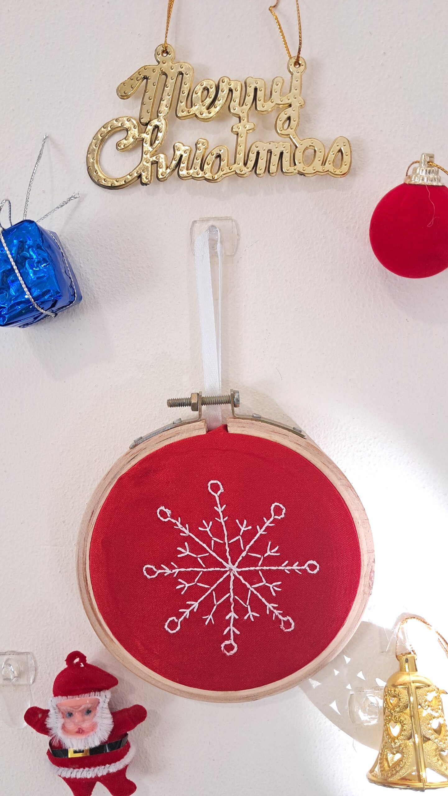Christmas Ornaments, Hand embroidery, hand embroidered, Christmas decor, hand made, Hand crafted, hoop, wooden hoop - Image 4